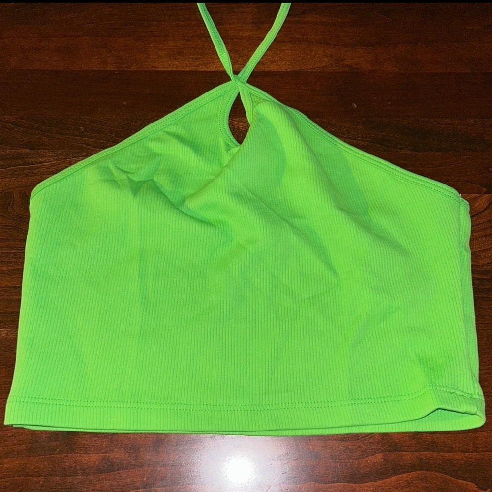Zara Summer Halter Green Cropped Tank Top - Picture 2 of 3